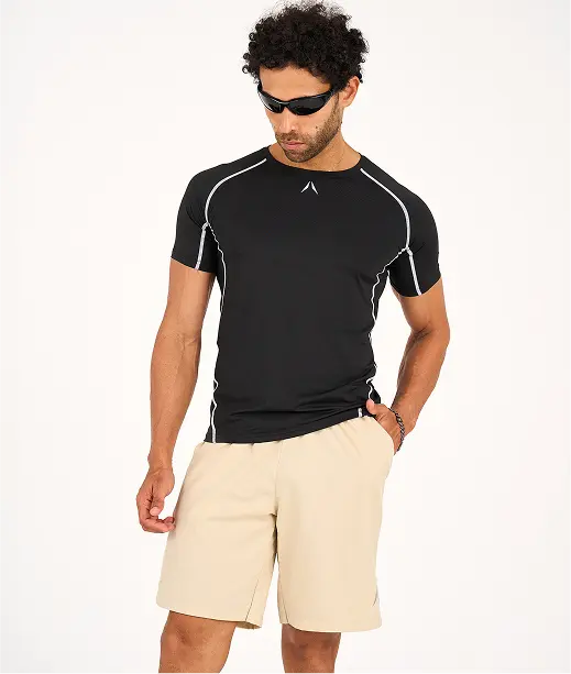 جوارب طويلة